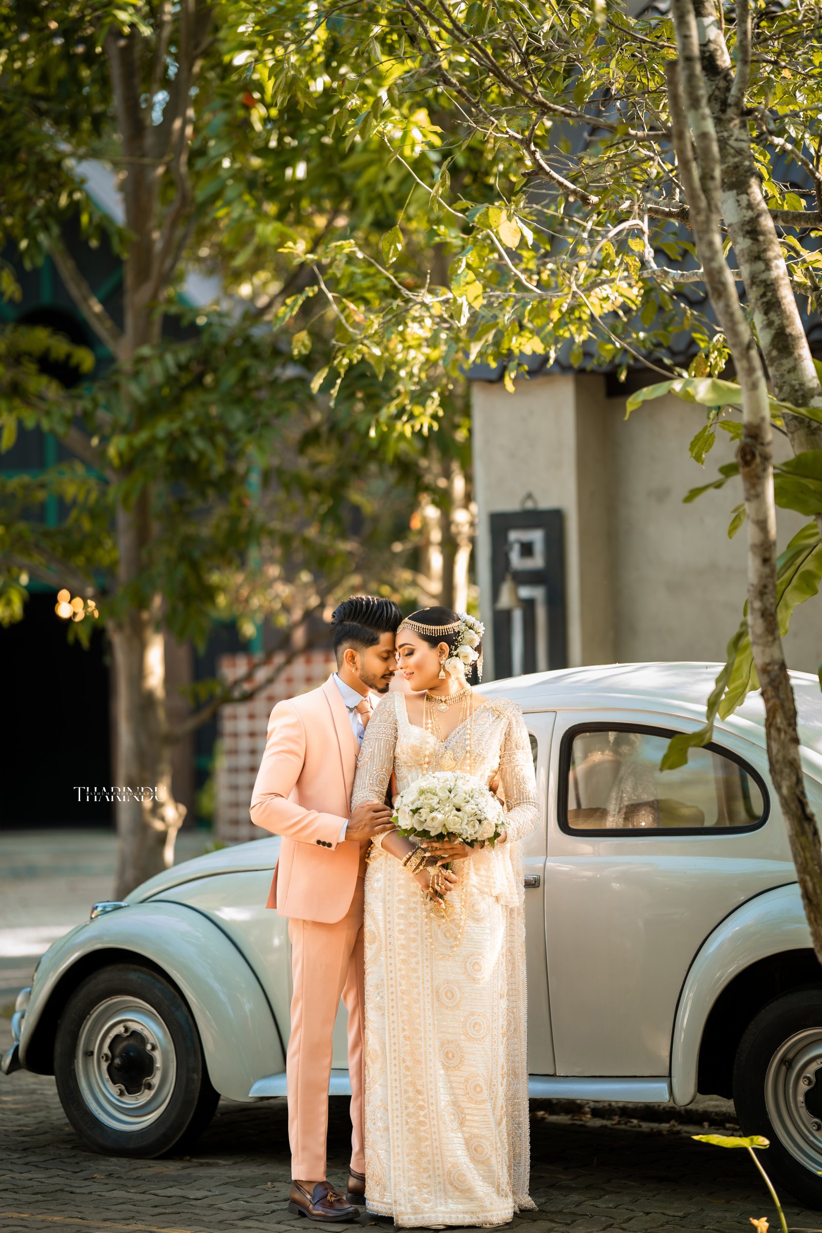 Samith & Ishani Wedding in Lake Side Gampaha